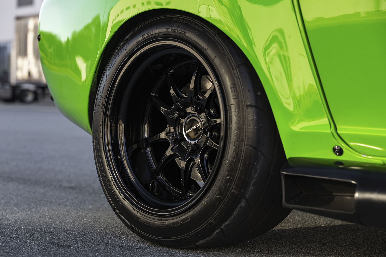 1978 Datsun 280Z - Motegi MF412 SS5 - Black | Motegi Wheels